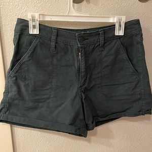 Universal thread shorts charcoal green 8
